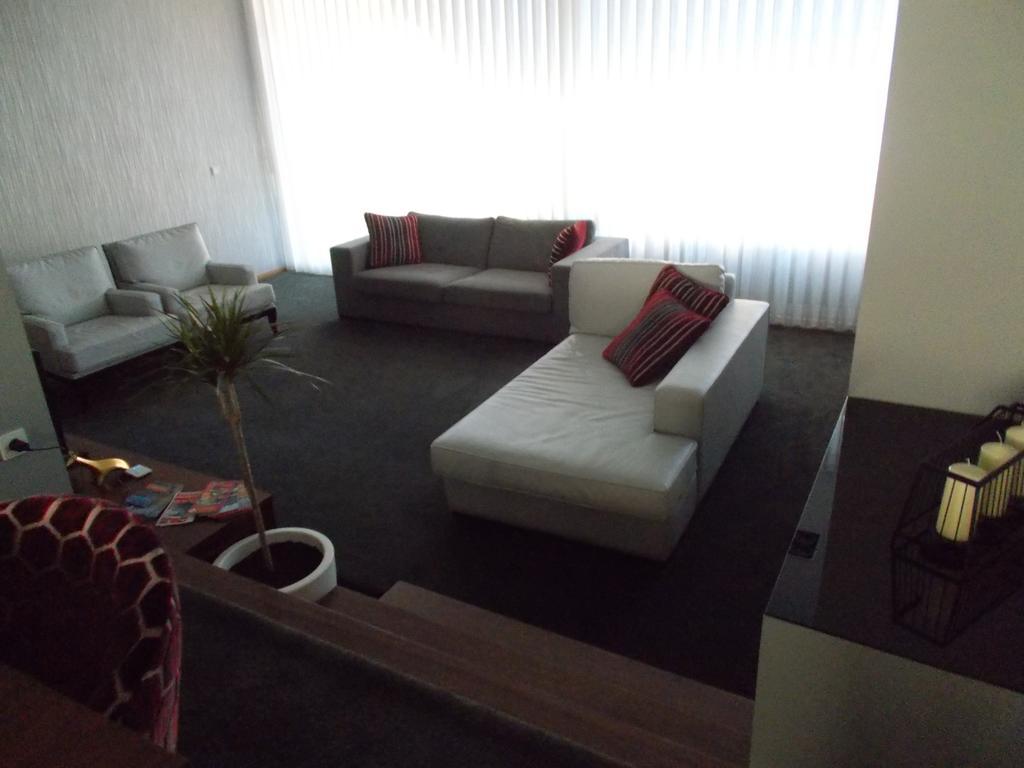 Almenara Suites Guest House Вила-Нова-ди-Гая Экстерьер фото