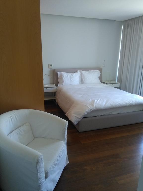 Almenara Suites Guest House Вила-Нова-ди-Гая Экстерьер фото