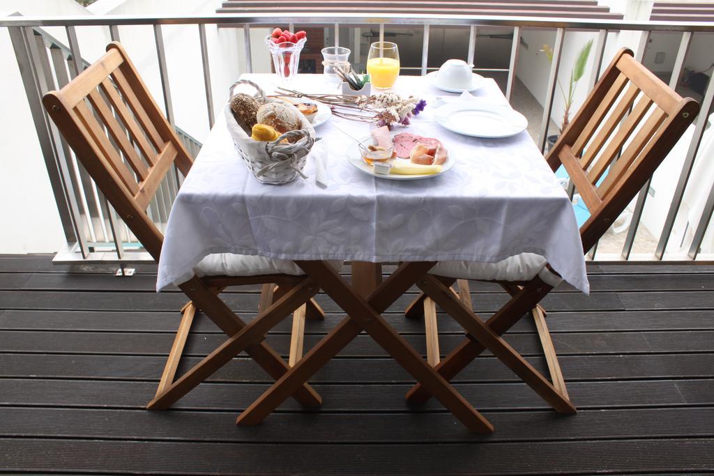 Almenara Suites Guest House Вила-Нова-ди-Гая Экстерьер фото